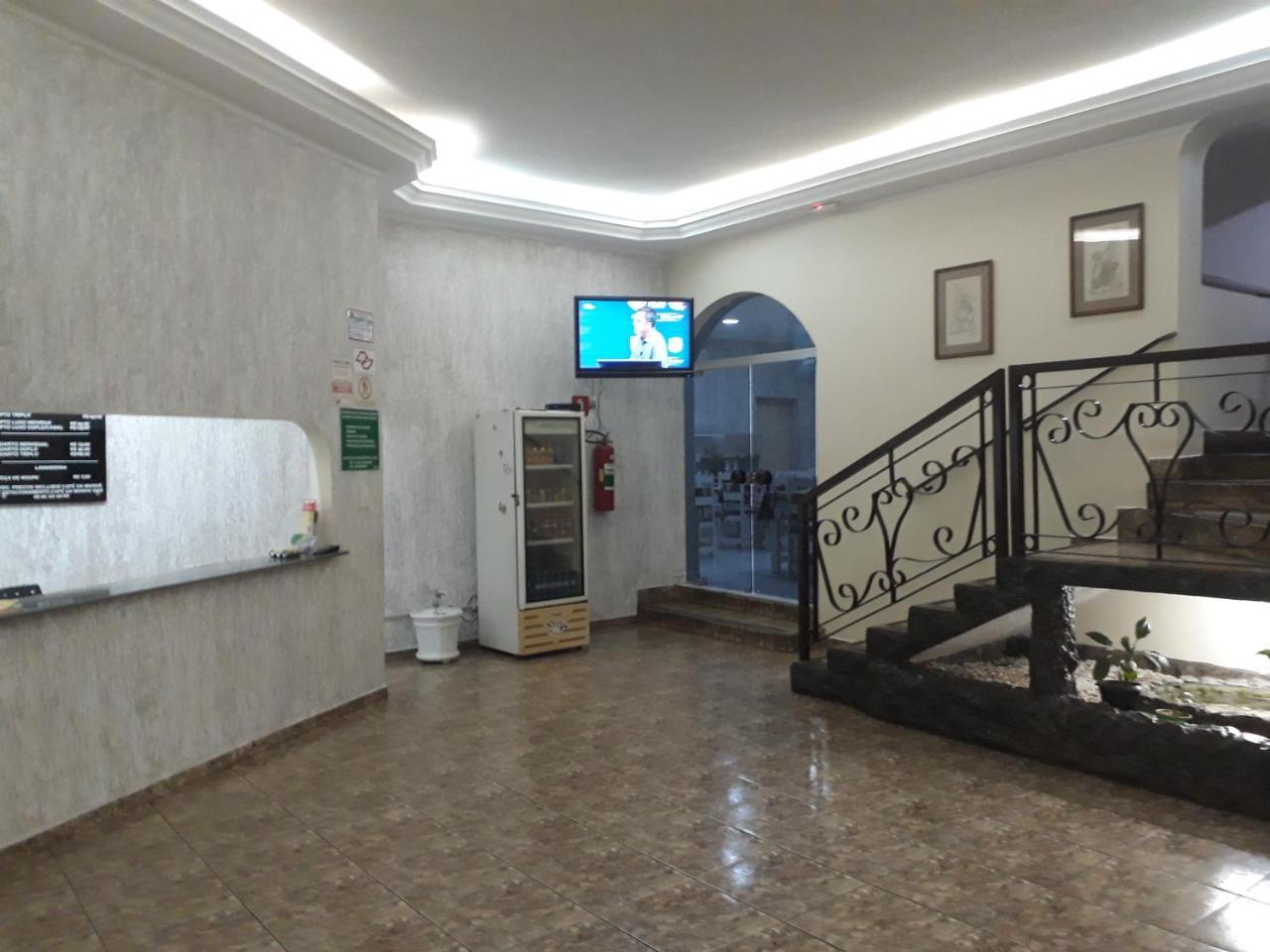 Hotel Araca 2*