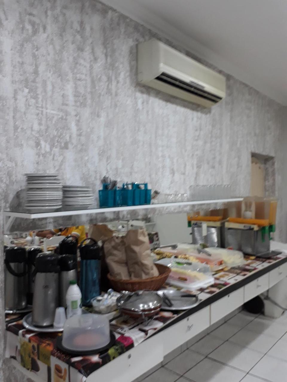 Hotel Araca 2*